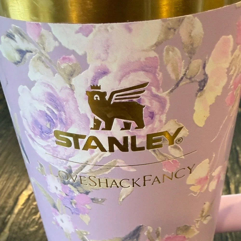 Stanley Lavender Floral Tumbler with Straw Loveshackfancy - Picture 2 of 4